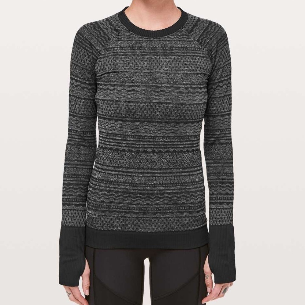 Lululemon Rest Less Pullover size 6 Black/ White (Third Release) Long Sleeve